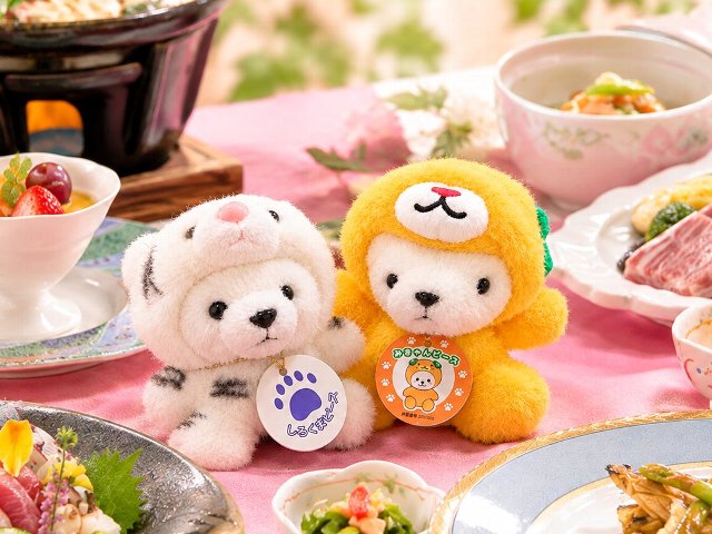 かわいいマスコットと春の会席膳2.jpg